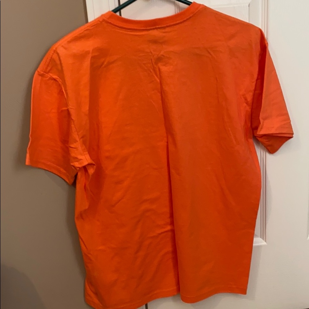 Shirt - Picture 2 of 4